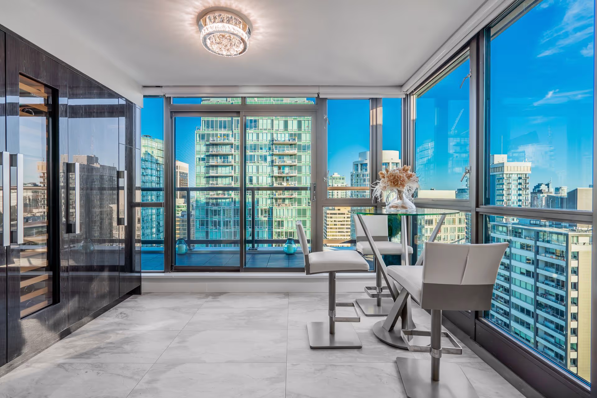 Sub-Penthouse Strata Renovation | Downtown Florist photo 2