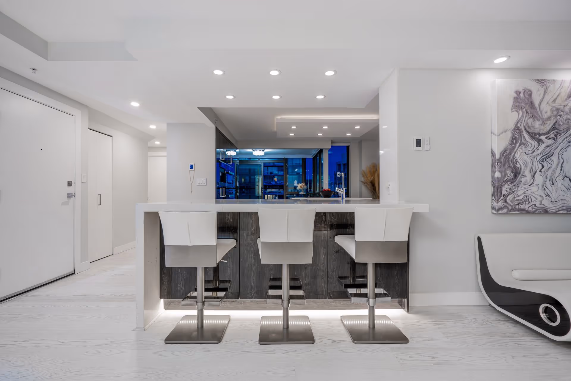Sub-Penthouse Strata Renovation | Downtown Florist gallery photo 4